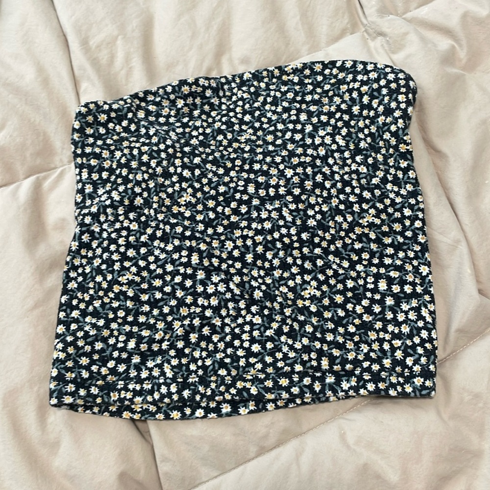 Cropped floral tube top